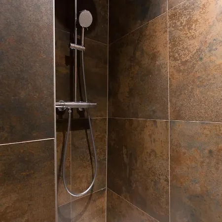 L'industriel - Au Coeur De *